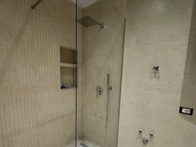 Punim xham fiks per tualetin Punim xham fiks per tualetin